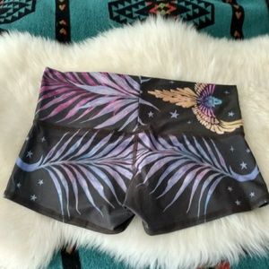 Teeki Phoenix Rising Sun Short